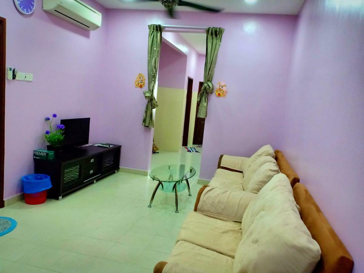 Purple Townhouse 3R2B Wifi Villa Sekinchan Eksteriør bilde